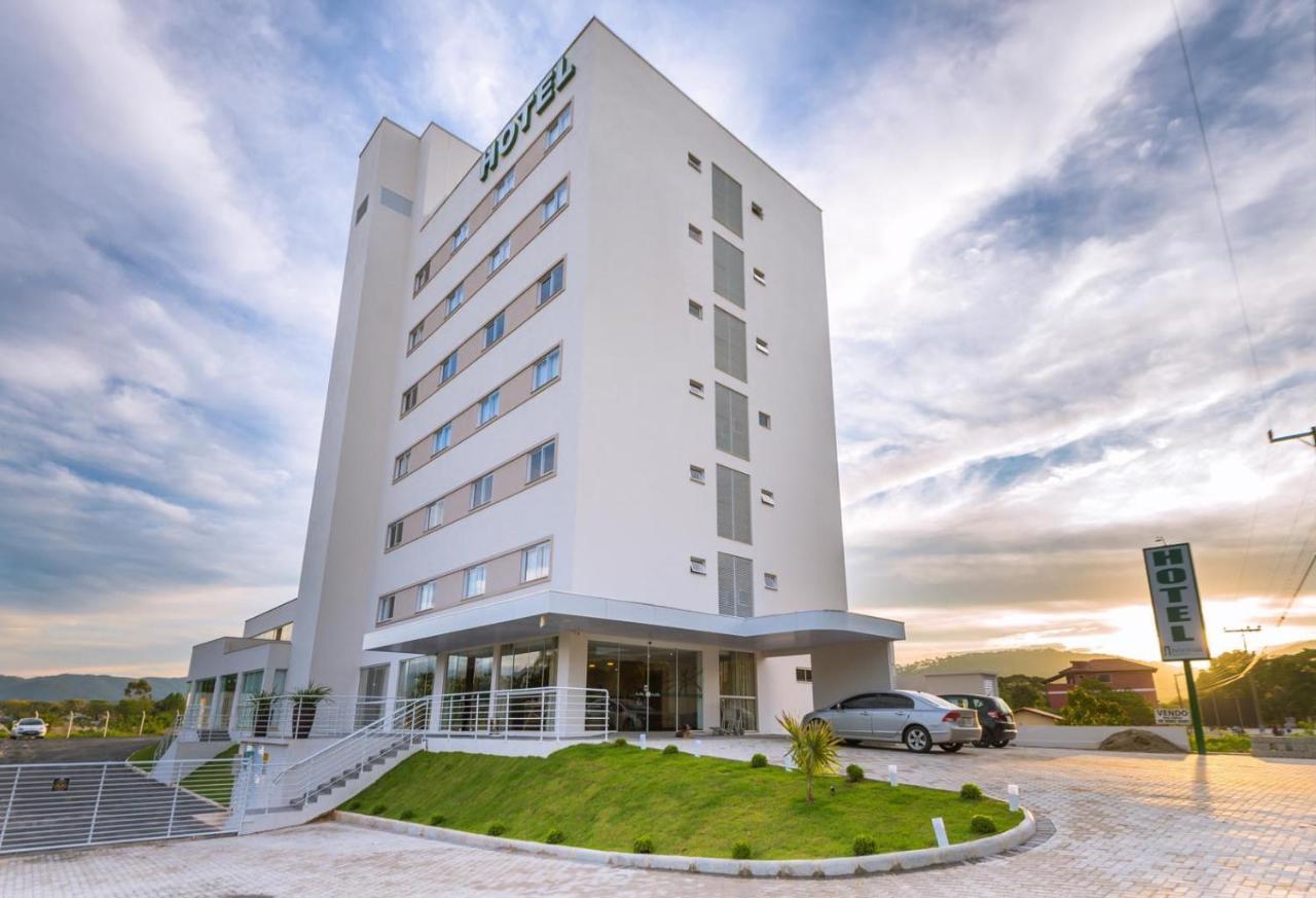 Tri Hotel Sao Joao Batista Luaran gambar